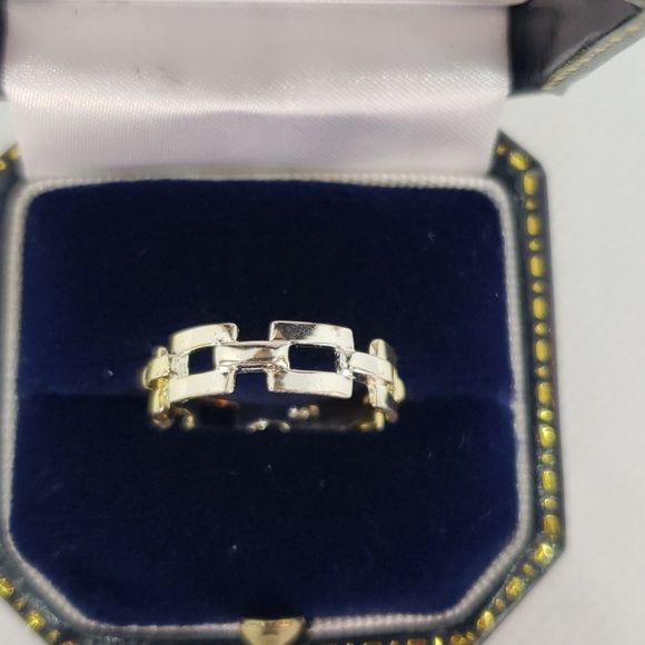 Silver Rings - Picture 4 of 4